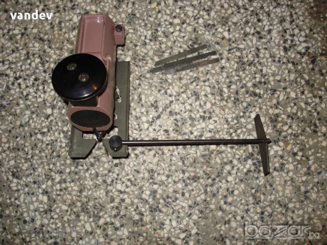 приставка за бормашина-зеге прободен трион/съветско, снимка 4 - Бормашини - 9476147