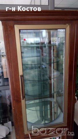 1. Луксозна ВТОРА УПОТРЕБА  витрина вертикална за торти  средно-температурна със дървен обков нюанс , снимка 3 - Обзавеждане за заведение - 14123241