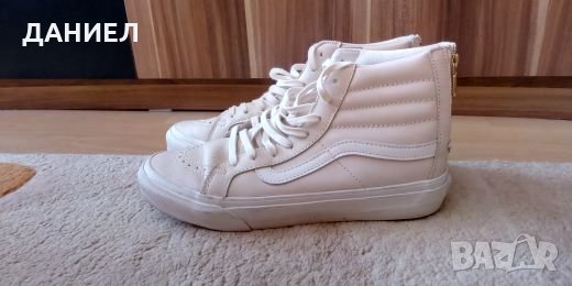 Оригинални Кецове Vans номер 38, снимка 4 - Дамски ежедневни обувки - 26145005