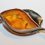 Сребърна висулка с естествен кехлибар, снимка 7 - Колиета, медальони, синджири - 18021237
