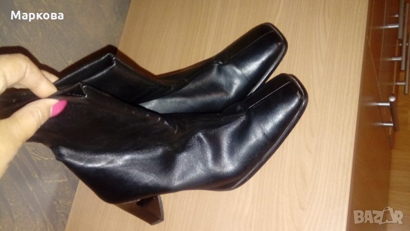 Дамски черни боти с ток, снимка 1