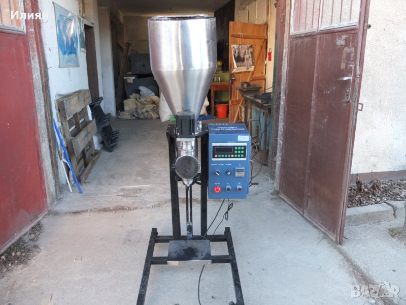 Продавам дозираща машина за пълнене на тонер касети, снимка 1