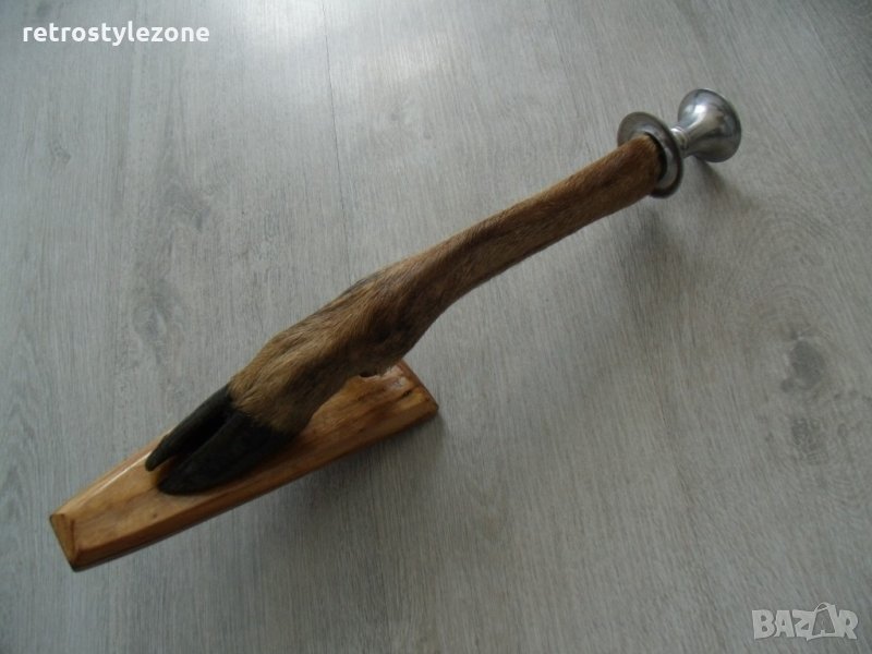 № 897 стар свещник за стена  - височина 48 см   - дървена основа,метален накрайник за свещ , снимка 1