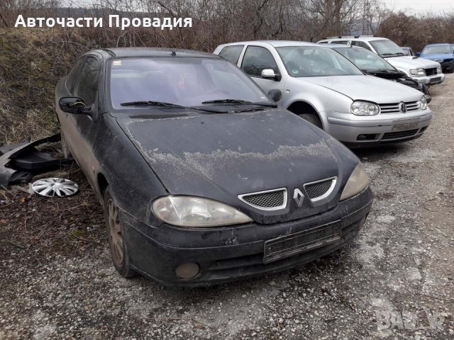 Рено Меган 1,8 16 V 2002 г на части, снимка 4 - Автомобили и джипове - 24663103