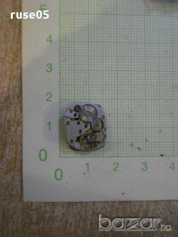 Часовник "ZARIA" дамски механичен ръчен съветски работещ, снимка 3 - Дамски - 9792982