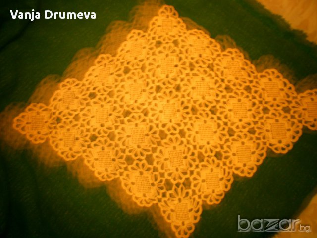 ръчно изплетено каре на една кука, снимка 3 - Декорация за дома - 12834417