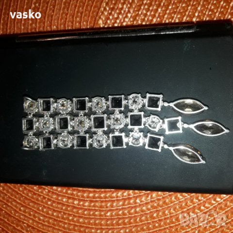 Сребро с камъни-38грама, снимка 3 - Колиета, медальони, синджири - 23320917