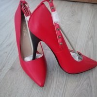 Нови обувки, снимка 2 - Дамски обувки на ток - 24778414