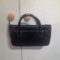 Дамска чанта от естествена кожа, снимка 2 - Чанти - 18209050