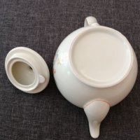 Стар немски порцеланов чайник. , снимка 9 - Колекции - 24798507