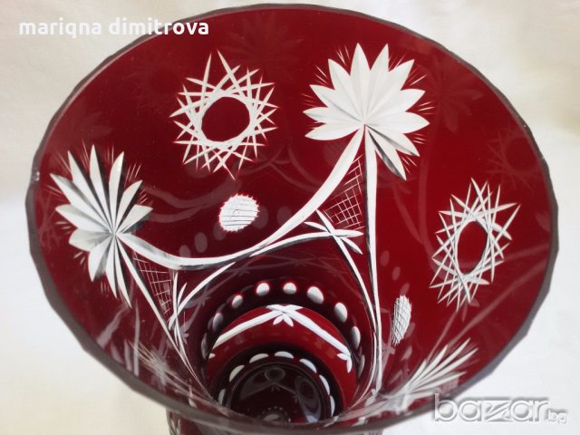 ваза цветен червен кристал , снимка 5 - Антикварни и старинни предмети - 18994449