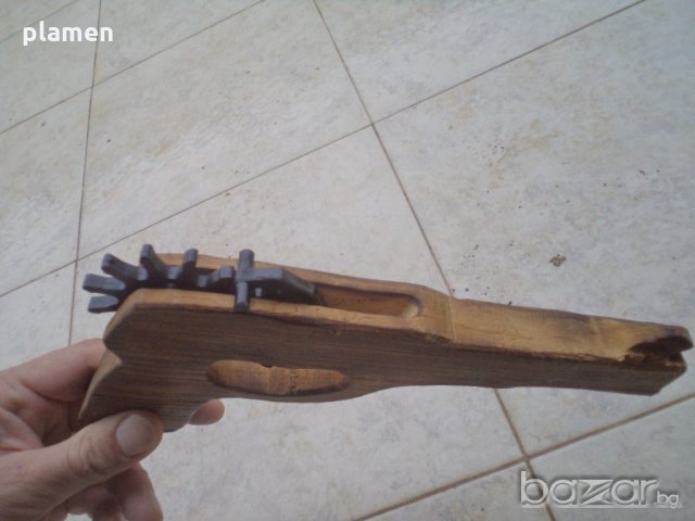 Дървен пистолет, снимка 3 - Антикварни и старинни предмети - 19502572