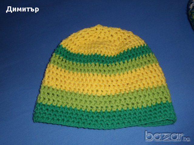 Продавам ръчно плетени шапки, снимка 6 - Шапки - 13750183