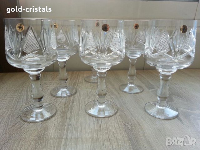 Кристални чаши за вино гравирани, снимка 1 - Антикварни и старинни предмети - 22330718
