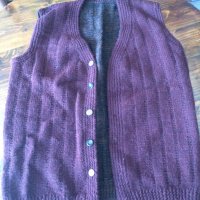 Продавам ръчно плетени жилетки , снимка 4 - Жилетки - 19864292