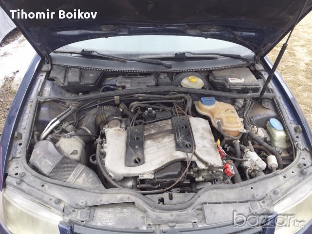Фолксваген Пасат 2.3 VR5 на части, снимка 11 - Автомобили и джипове - 17395123