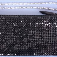 Много красива чантичка от Avon, снимка 1 - Чанти - 17391998