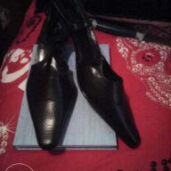 Продавам дамски черни обувки, снимка 1 - Дамски обувки на ток - 14252584