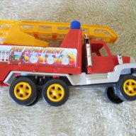 Пожарна кола - пластмасова, снимка 1 - Коли, камиони, мотори, писти - 6306948