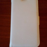 Бяло кожено калъфче за мобилен телефон Самсунг Галакси