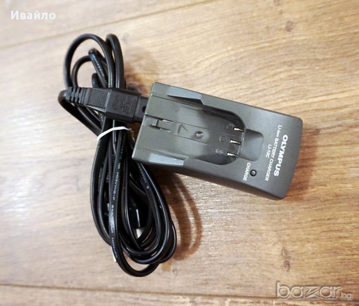 Зарядно за батерии OLYMPUS Li-10C, снимка 1