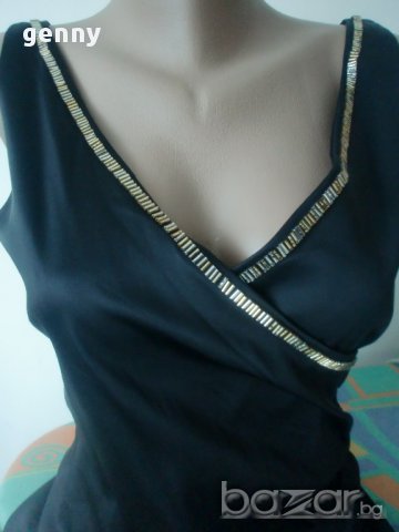 Подарявам!In Wear прекрасна черна рокля прав силует – 42 EU, снимка 5 - Рокли - 9187075