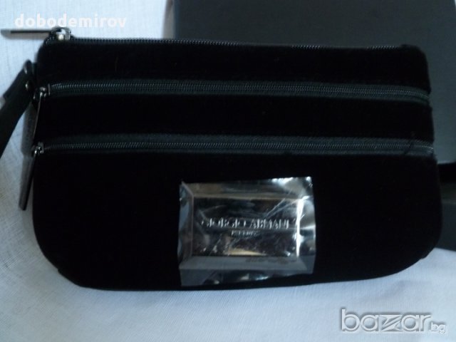 Нова чанта/клъч кадифе Giorgio Armani Velvet Black Wristlet оригинал, снимка 13 - Чанти - 12744741