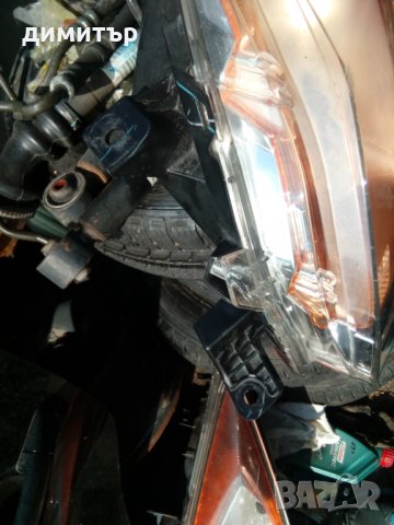 Ляв фар за MITSUBISHI L200 2015г, снимка 4 - Аксесоари и консумативи - 23088915