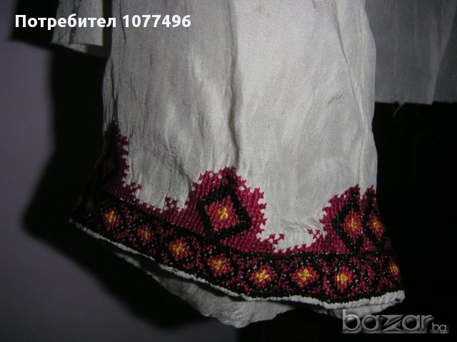 Автентична ръчно Бродирана  Народна носия Риза и Пола ; Престилка, снимка 4 - Антикварни и старинни предмети - 15416118