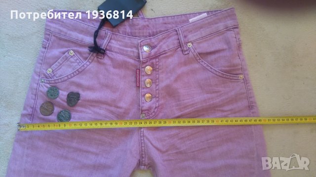DSQUARED Дамски къси панталонки, снимка 5 - Къси панталони и бермуди - 24789626