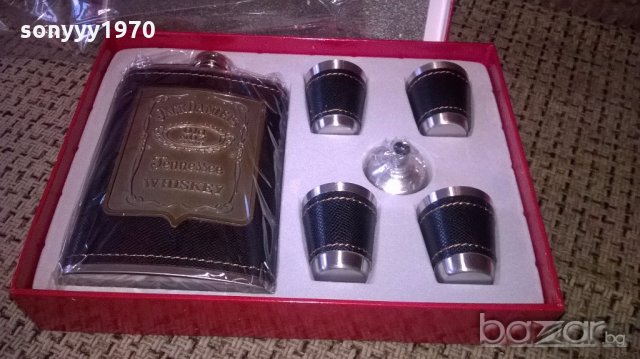 jack daniels-нов подаръчен комплект, снимка 3 - Антикварни и старинни предмети - 18226036