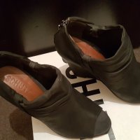 Нови уникални обувки, снимка 8 - Дамски елегантни обувки - 22148834