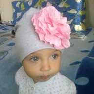 Кафява красива детска шапка с нежно цвете , снимка 9 - Шапки, шалове и ръкавици - 16856891