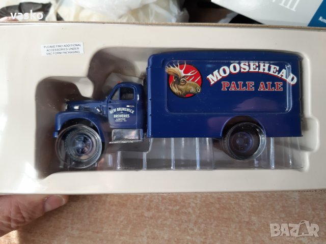 Корги 1:50-2500 БРОЙКИ,сертификат,перфектен, снимка 2 - Колекции - 23669716