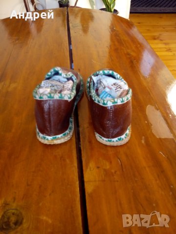 Стари детски пантофи,обувки, снимка 3 - Антикварни и старинни предмети - 23893643