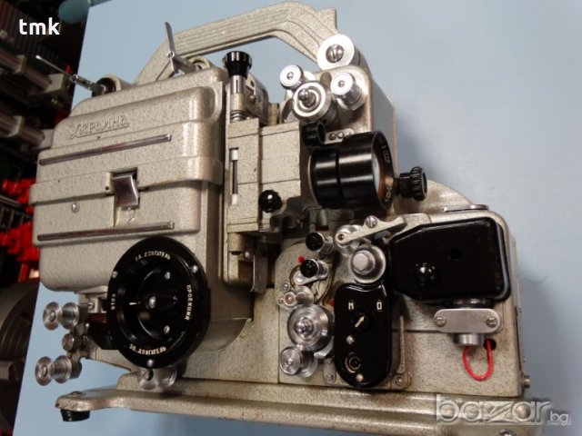 Кинопроектор Украина, снимка 11 - Антикварни и старинни предмети - 21480033