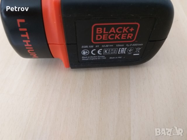 Винтоверт Black & Decker EGBL108 10,8V , снимка 4 - Винтоверти - 25953543