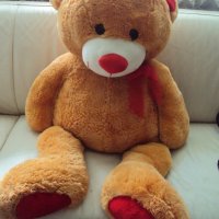 Голям мечок, снимка 2 - Плюшени играчки - 25399888