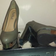 Ефектни обувки на ток-нови, снимка 2 - Дамски обувки на ток - 18264492