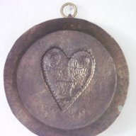 Стара бронзова фруктиера с мед, снимка 1 - Антикварни и старинни предмети - 10804118