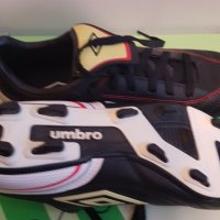 нови детски футболни обувки с лека забележка 38.5, снимка 3 - Футбол - 23445755
