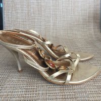 Уникални нежни сандали,ест кожа, снимка 1 - Дамски елегантни обувки - 24997909
