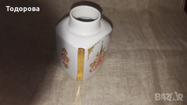 Старинна порцеланова вазичка, снимка 4 - Антикварни и старинни предмети - 24640602