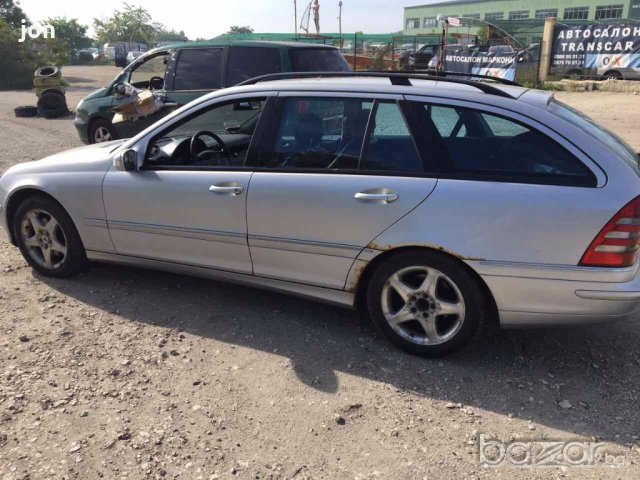 Mercedes c klasa на части, снимка 3 - Автомобили и джипове - 18357434