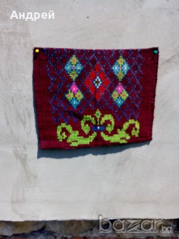 Старинна тъканица,бродерия,ковьор