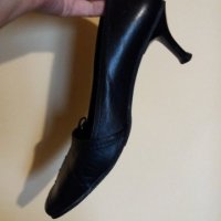 Дам.обувки-/ест.кожа/-№38-цвят-черни. Закупени от Италия., снимка 6 - Дамски обувки на ток - 22385831