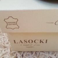 Черни обувки естествен велур марка Lasocki, снимка 4 - Дамски ежедневни обувки - 21676335