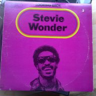 троен албум на STEVIE WONDER - LOOKI, снимка 1 - Грамофонни плочи - 13731629