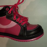 Кецове за момичета - спортни обувки цвят циклама с черно, снимка 3 - Детски гуменки - 14034080