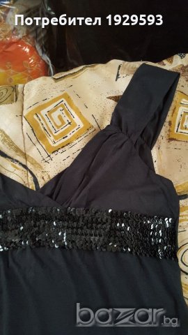 Черна рокля, снимка 2 - Рокли - 21235752